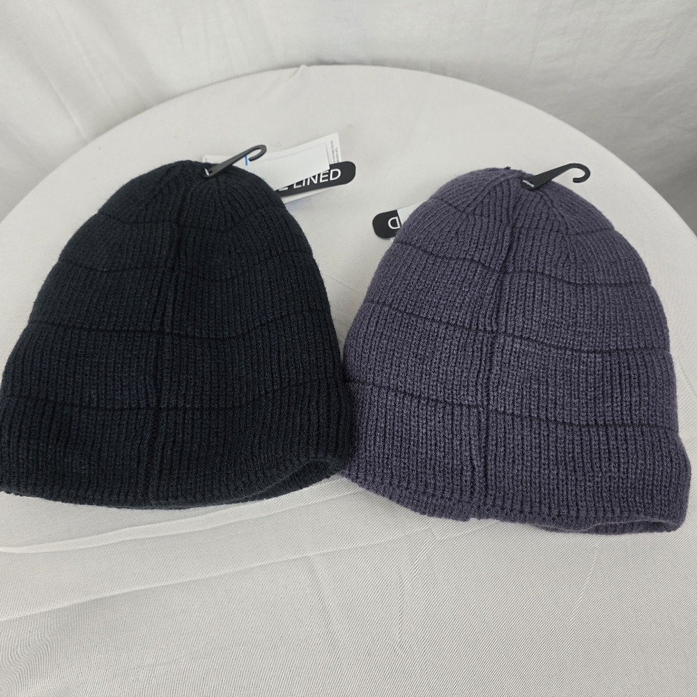 Lot Of 2 NWT Black and Gray Warm Winter Knit Insulated Beanie Hats